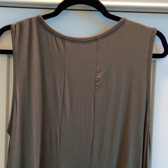 Papa Beautiful Bamboo Sundress with Embroidery & AppliquΓ© Leaves - Picture 5 of 7